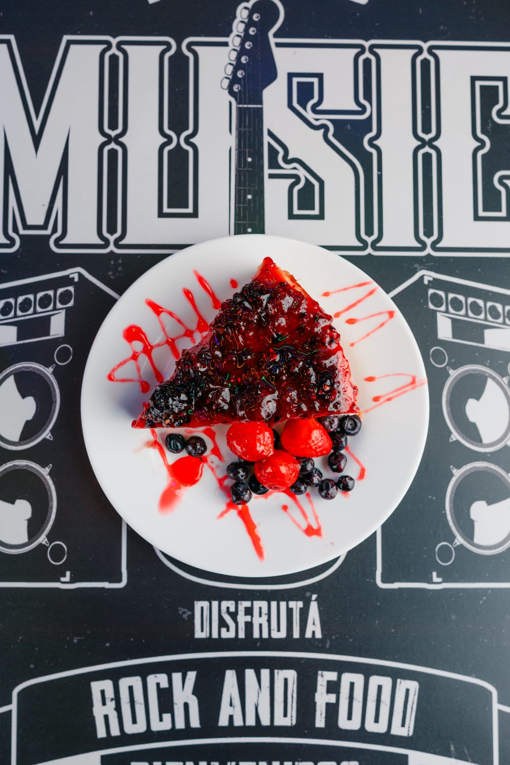 Tarta Frutos Rojos